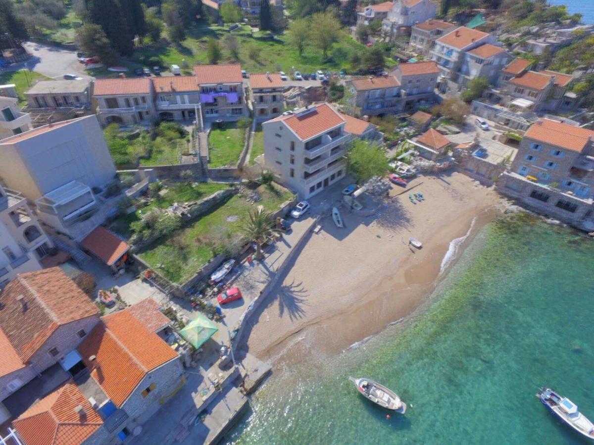 Andaluni Beach Apartments Pržno Zewnętrze zdjęcie